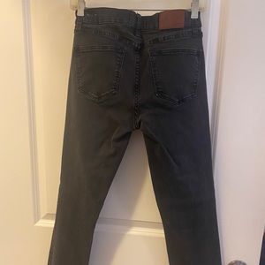 Madewell Faded Black Skinny Skinny Jeans - Size 29